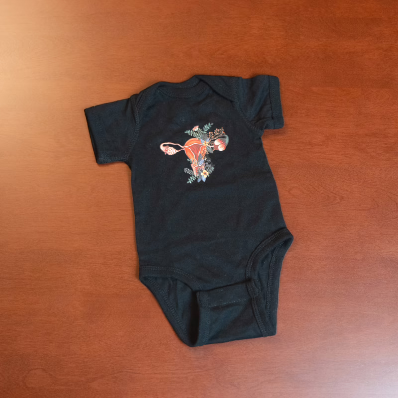 Uterus Onesie 18 mo